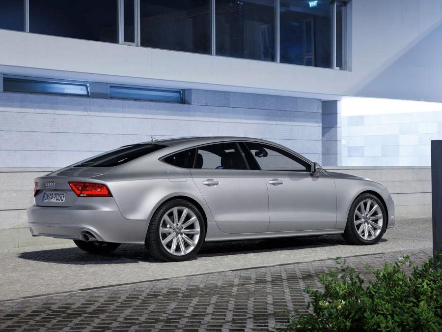  Audi A7 Sportback 3.0 TDI Quattro 2010 года  (фото 39 из 45)